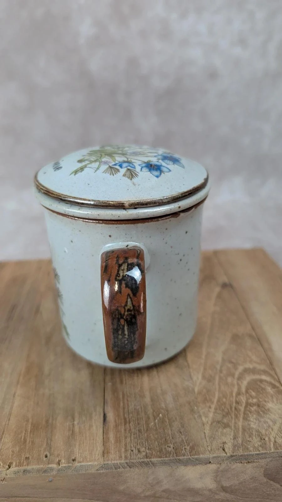 Tisanière vintage en grès avec filtre intégré – Motif fleuri 🌿💙 – photo 4
